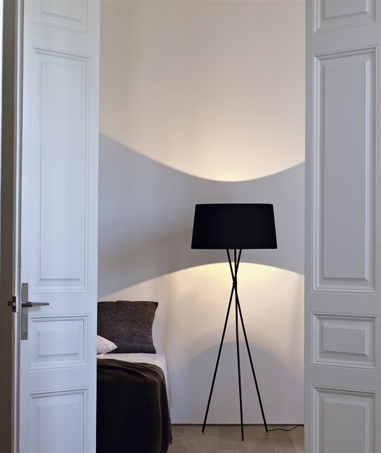 Tripode G5 Stehleuchte von Samta & Cole